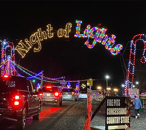 FarmGallery_13_night of lights drive thru